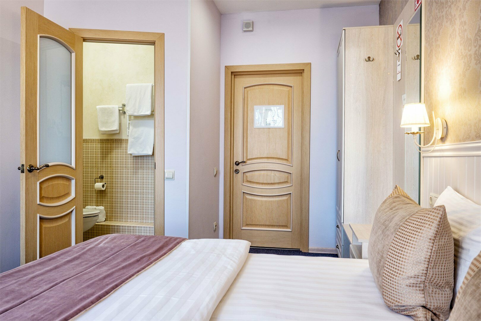 ДВУХМЕСТНЫЙ "КОМФОРТ" С ДВУСПАЛЬНОЙ КРОВАТЬЮ