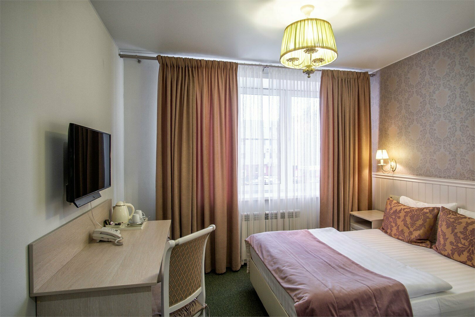 ДВУХМЕСТНЫЙ "СТАНДАРТ" С ДВУСПАЛЬНОЙ КРОВАТЬЮ