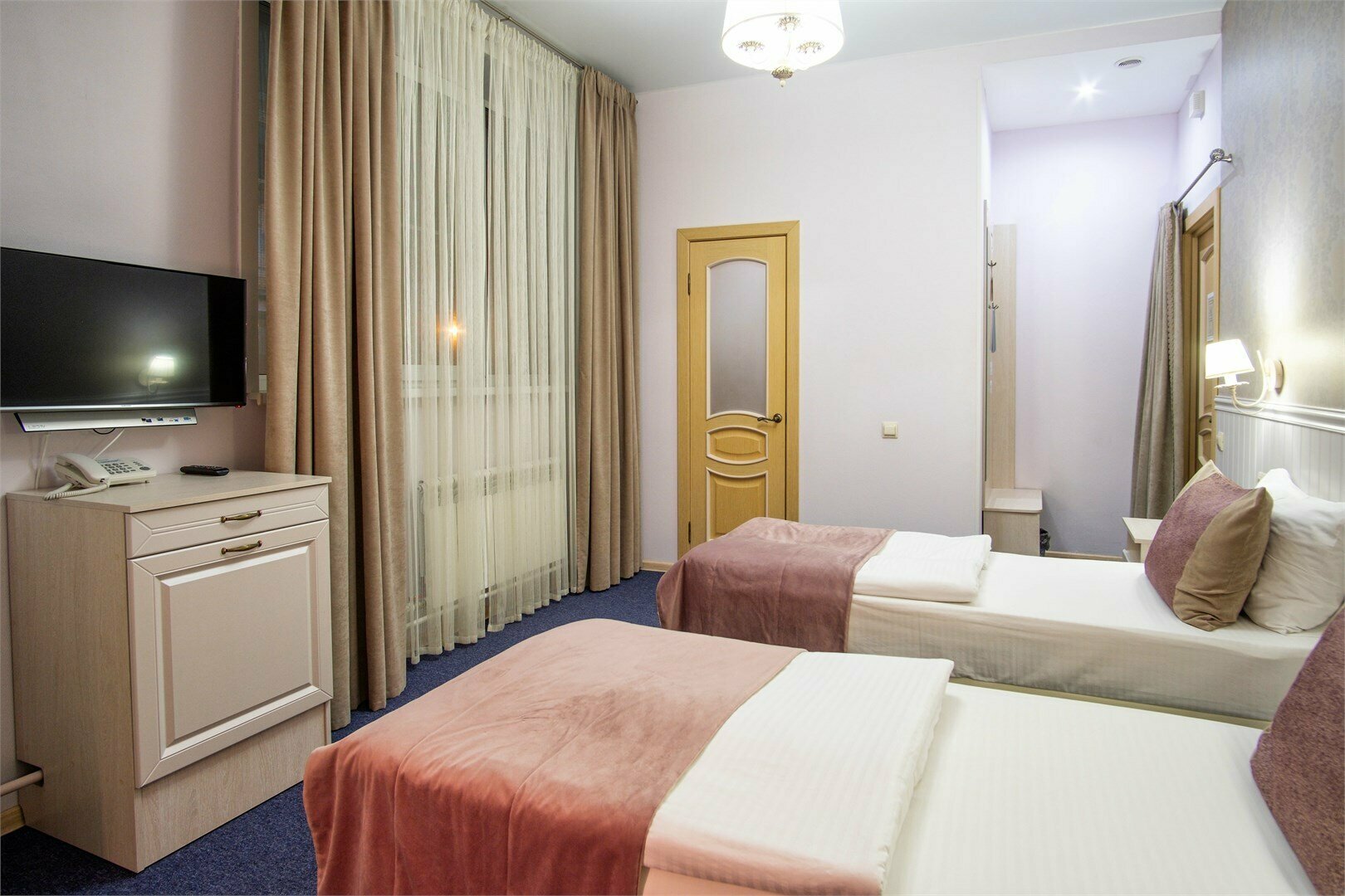 ДВУХМЕСТНЫЙ "КОМФОРТ" С ДВУМЯ ОДНОСПАЛЬНЫМИ КРОВАТЯМИ