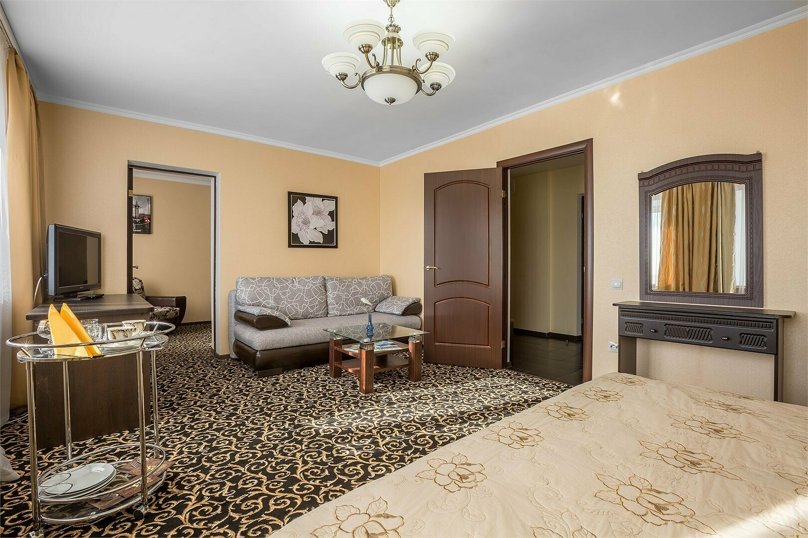 Люкс деловой