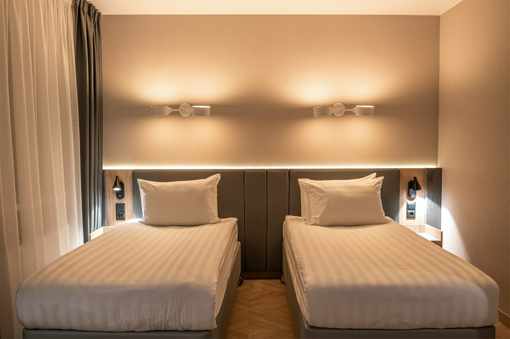 Стандартный двухместный номер с двумя кроватями