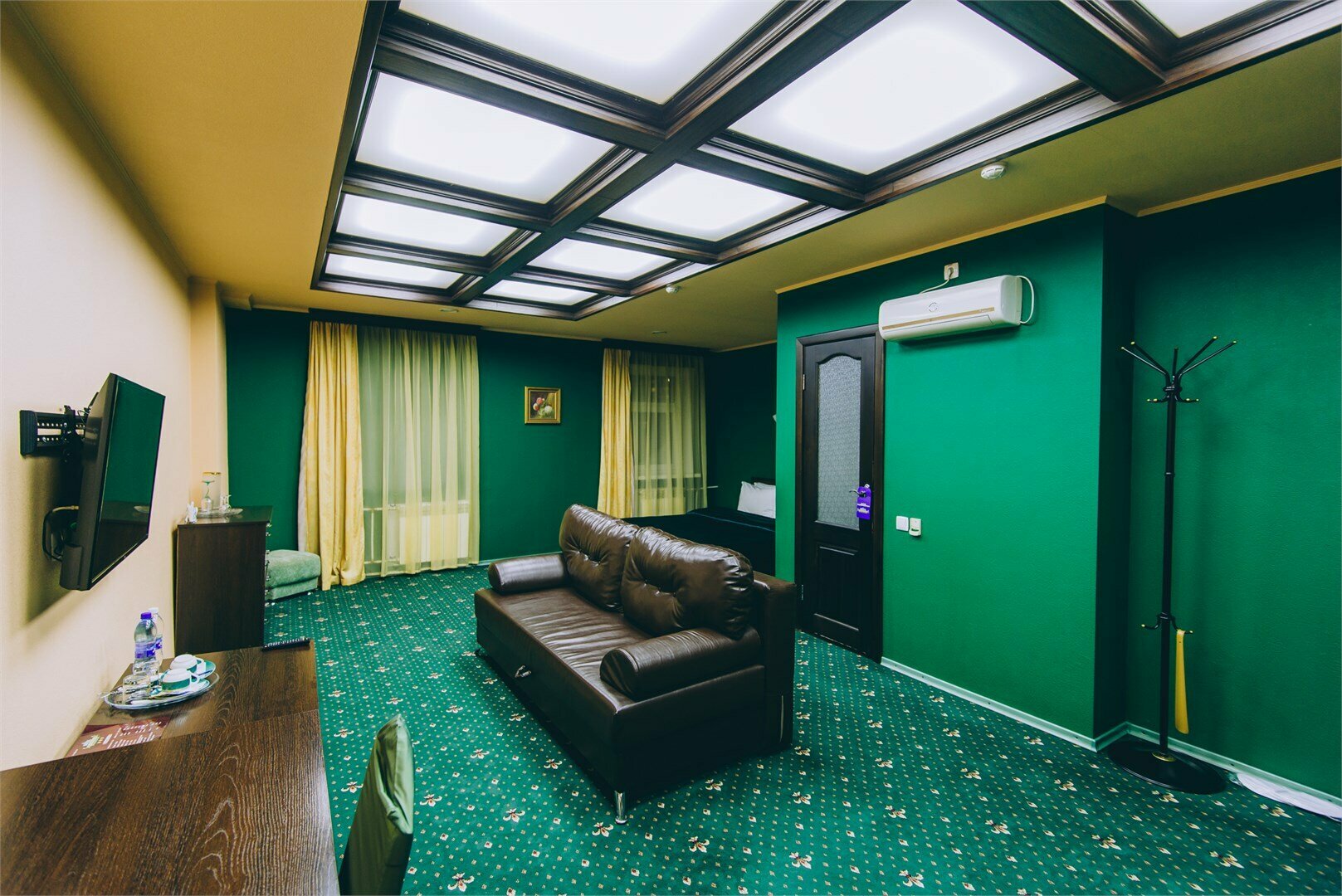 Джуниор Сюит Тематический Высшей категории