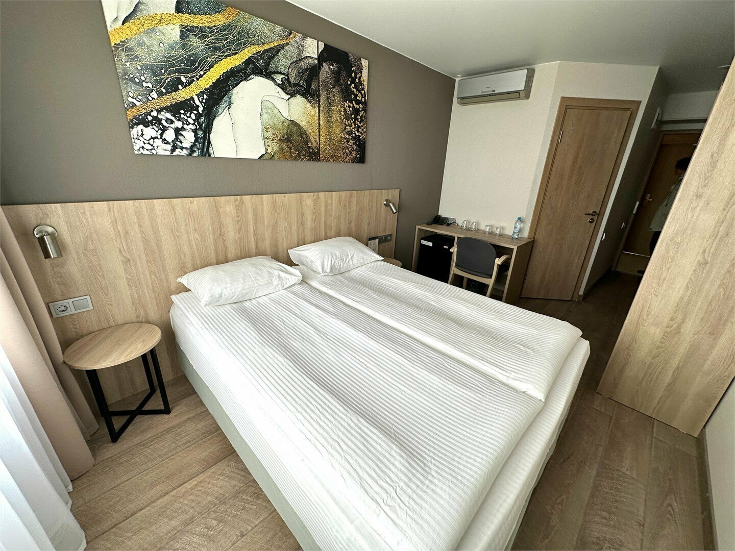 Улучшенный двухместный номер с 1 кроватью