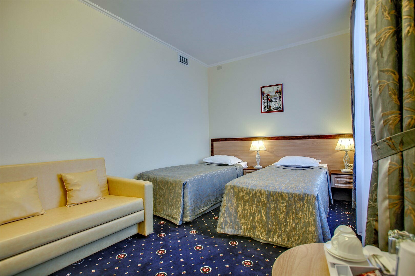 Бизнес Класс с двумя односпальными кроватями