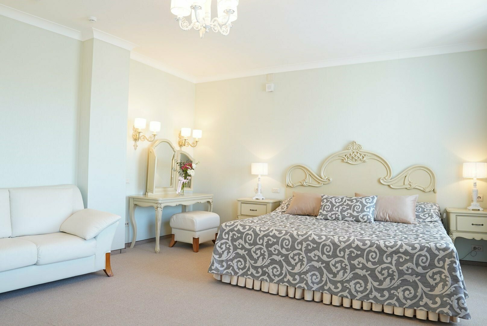 АПАРТАМЕНТ