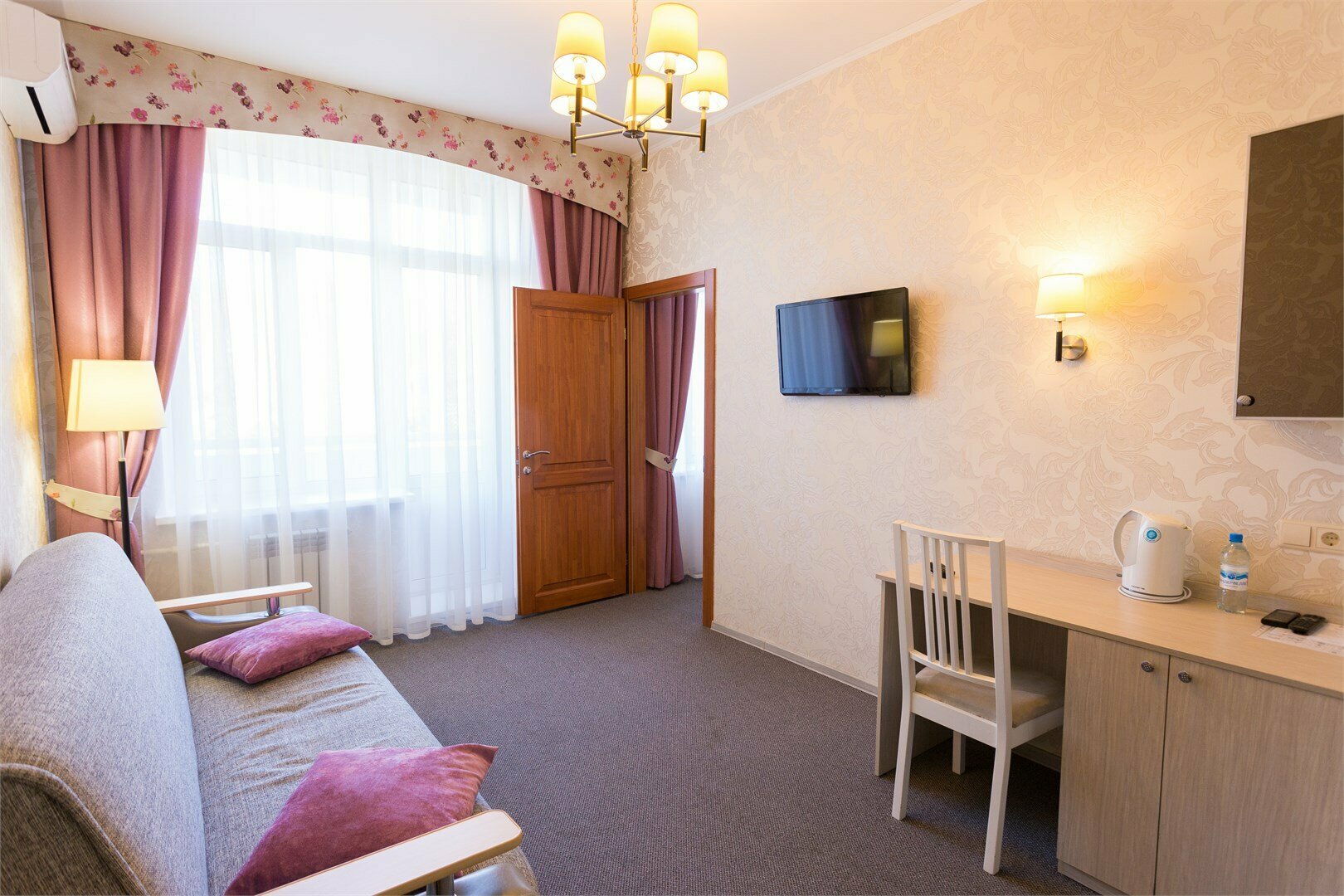 Полулюкс J.SUITE