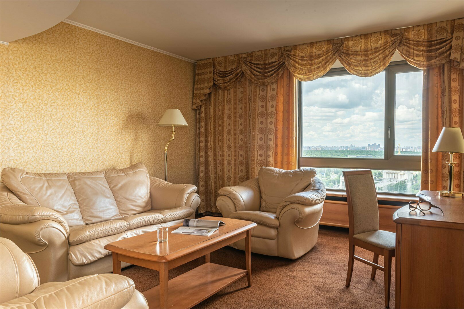 Люкс-Гранд Представительский