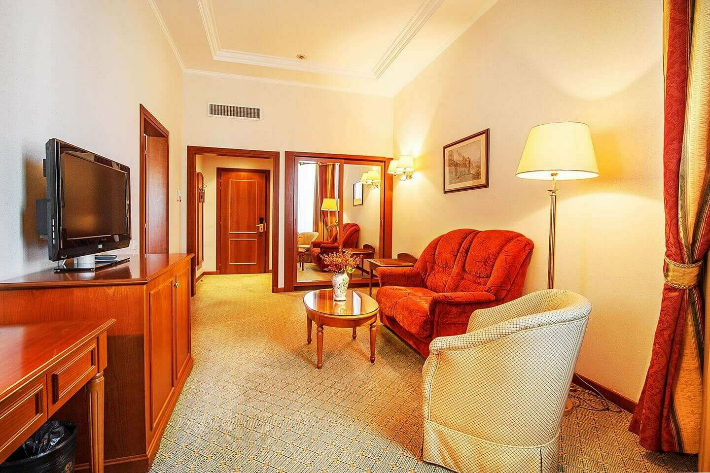 Люкс с видом на горы