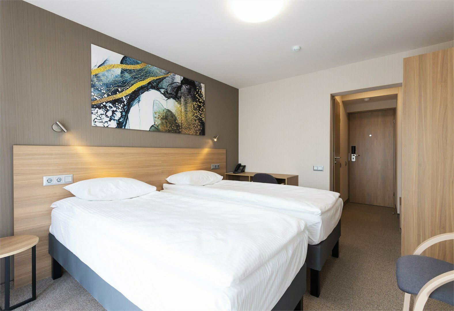 Бизнес двухместный