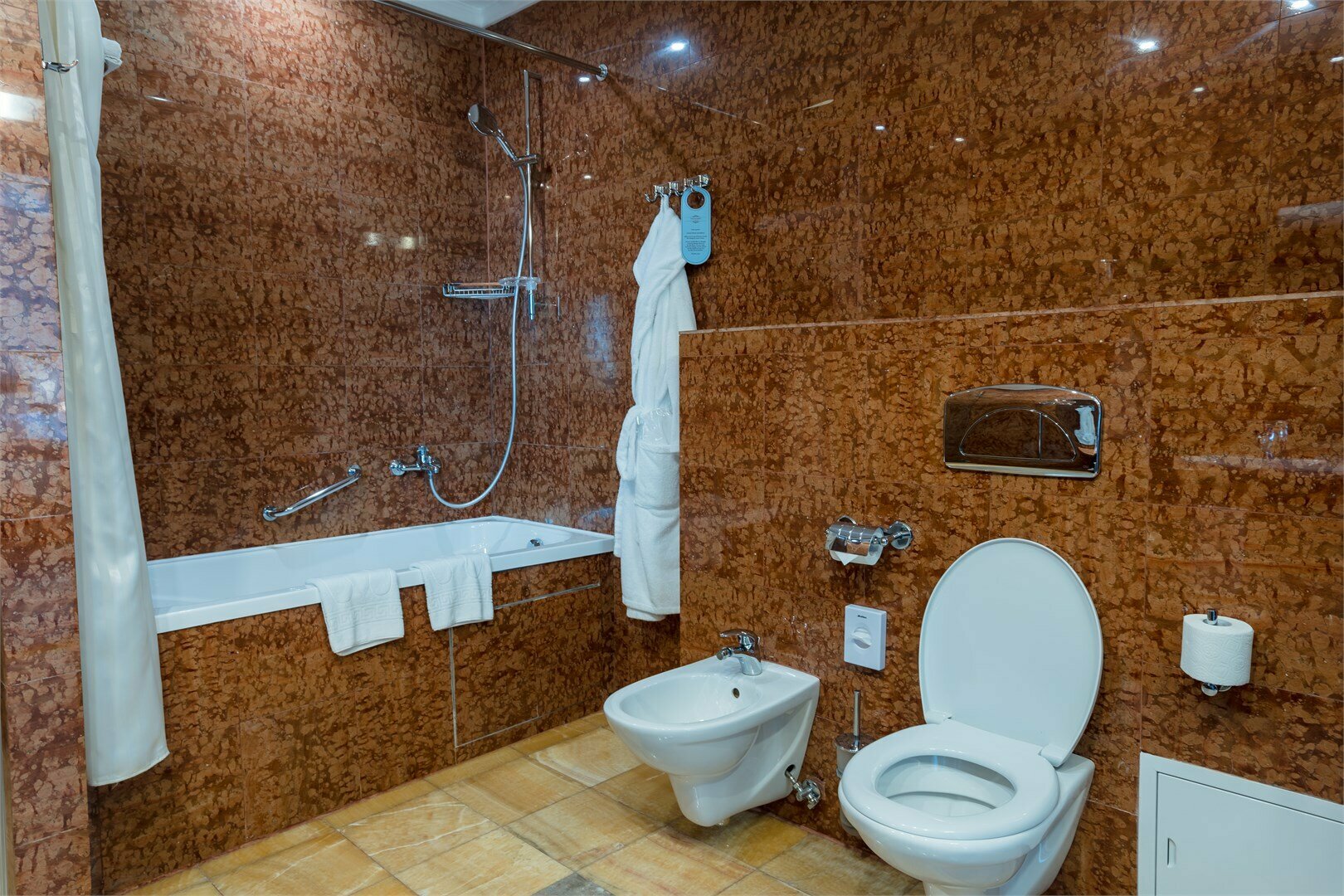 Люкс Студио