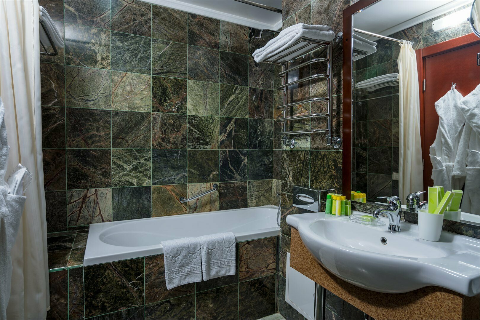 Стандарт с двумя односпальными кроватями