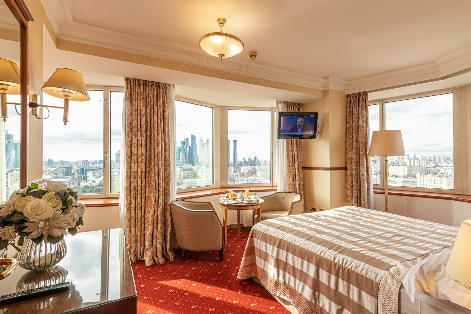 Полулюкс с видом на Реку