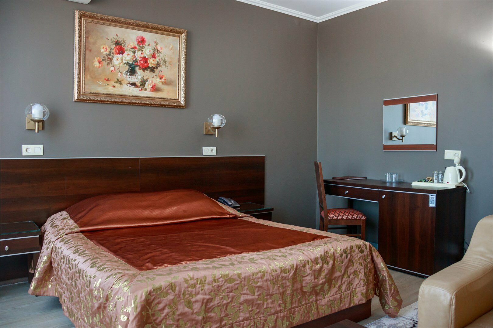 Номер с кроватью размера «queen-size»