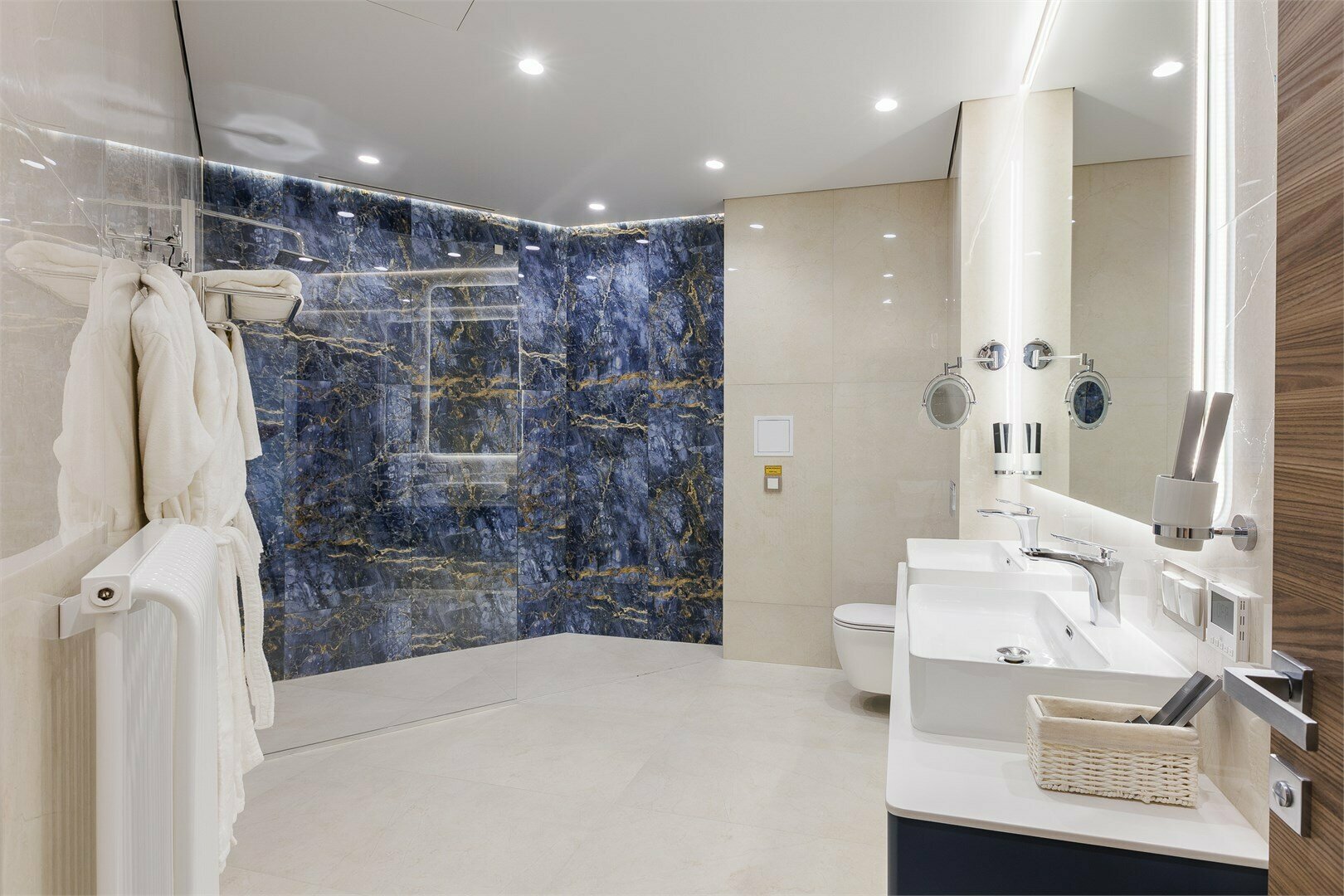 Делюкс семейный с балконом