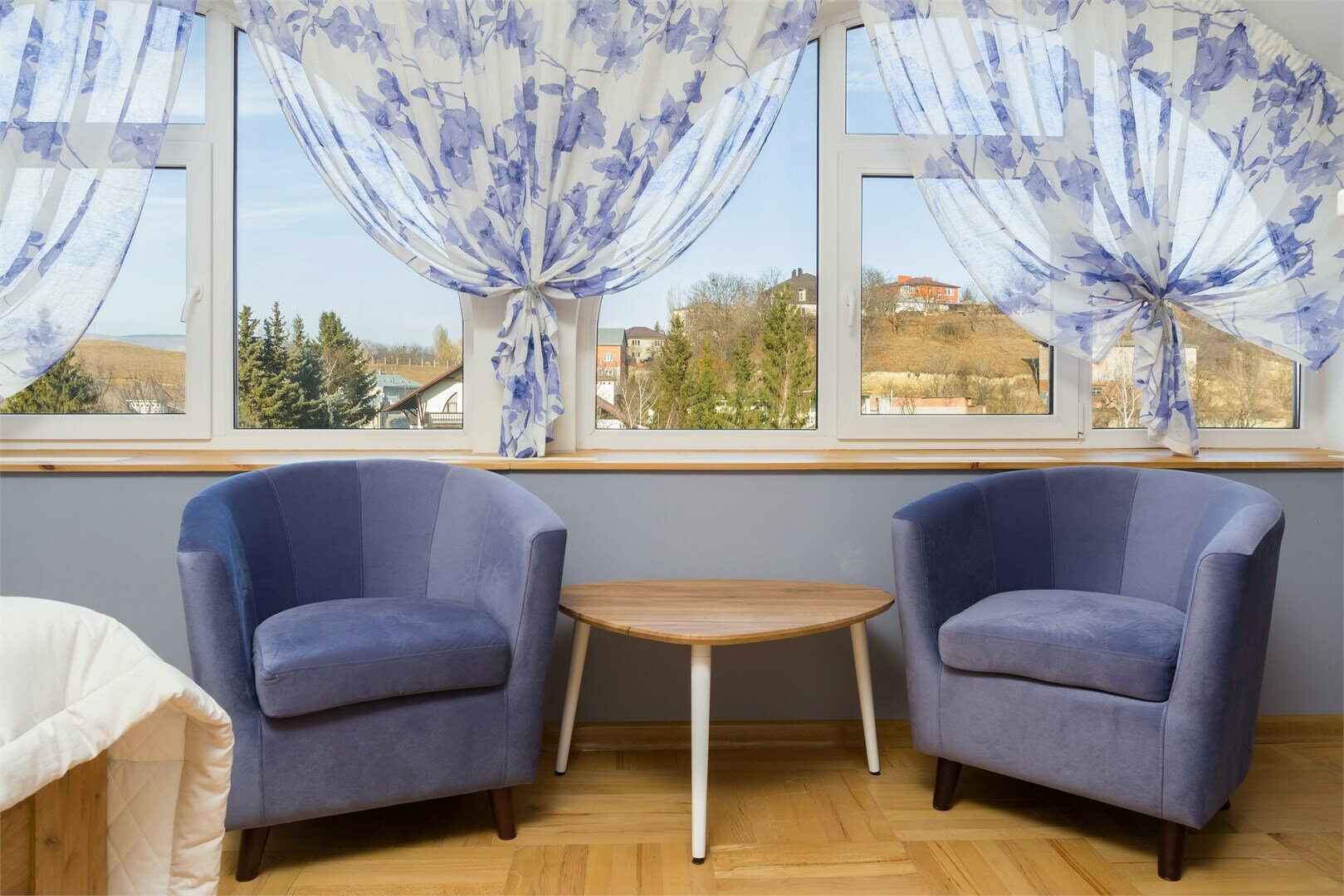 Стандартный номер с одной двуспальной кроватью