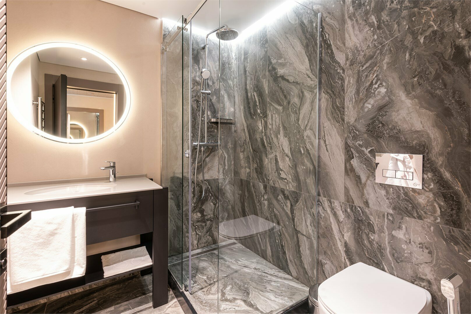 Полулюкс с кухней