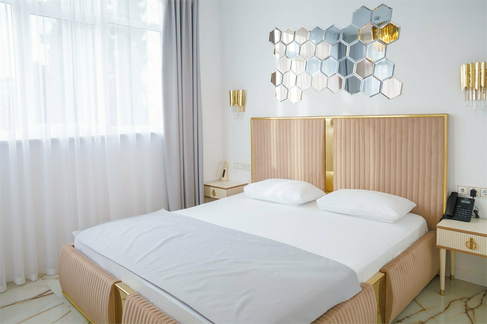 Студия с видом на парк