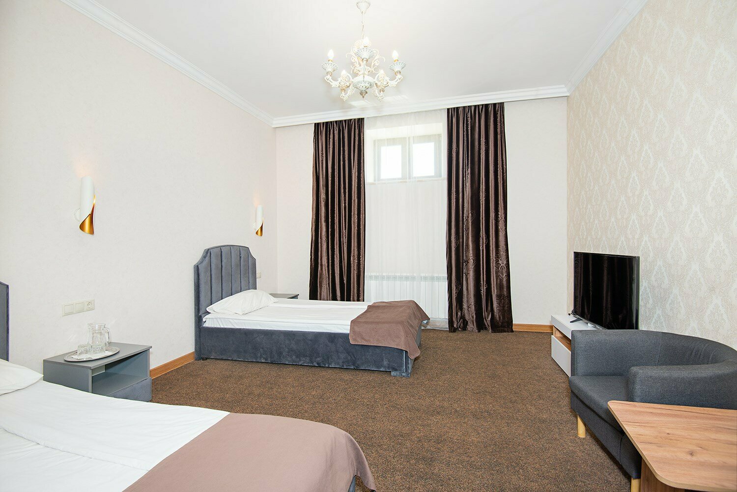 Бюджетный двухместный номер с  2 отдельными кроватями № 010