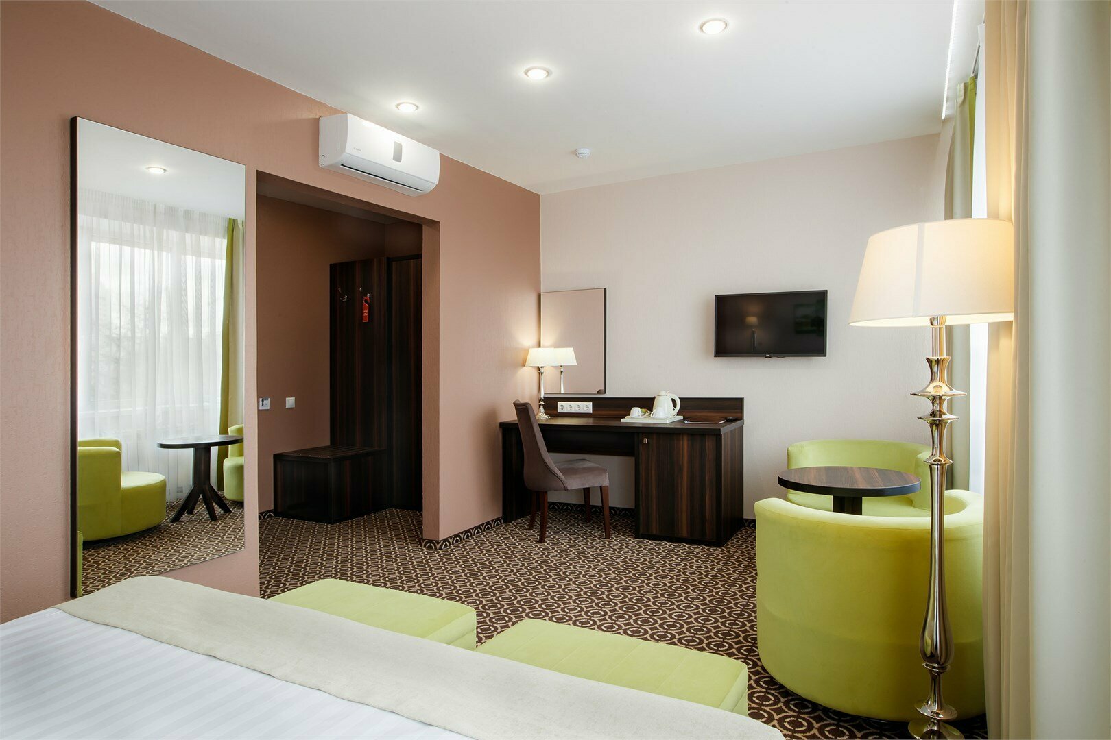 Студия улучшенная