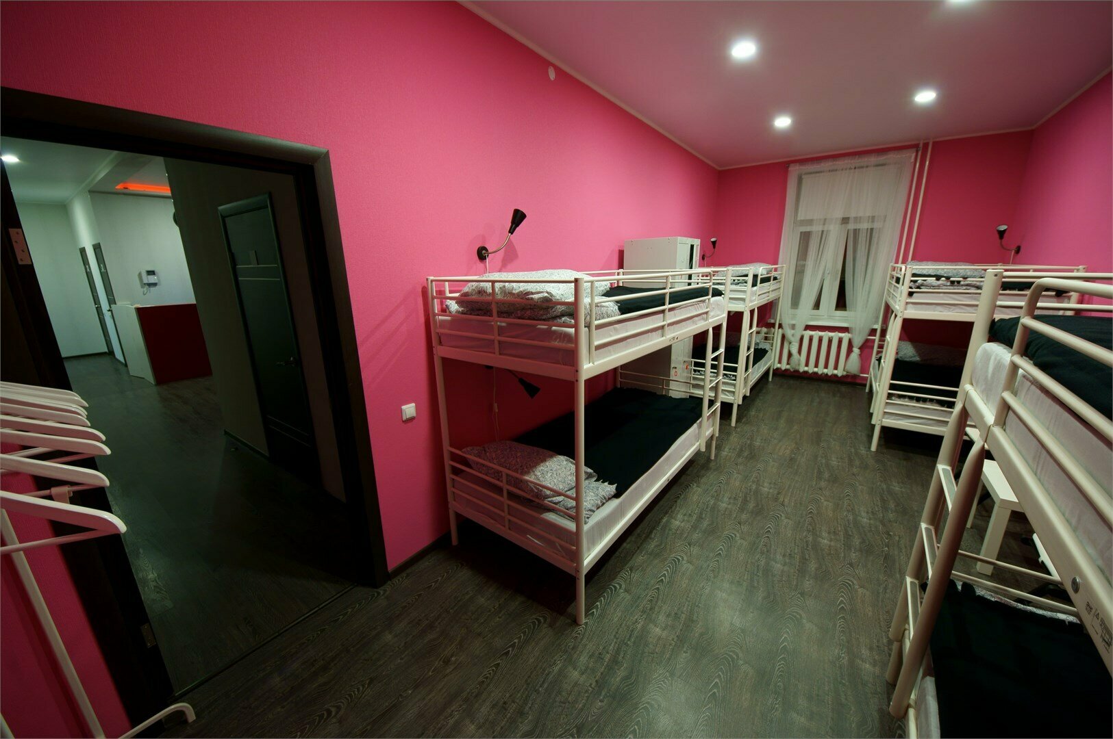 Общий номер для женщин с 8 кроватями