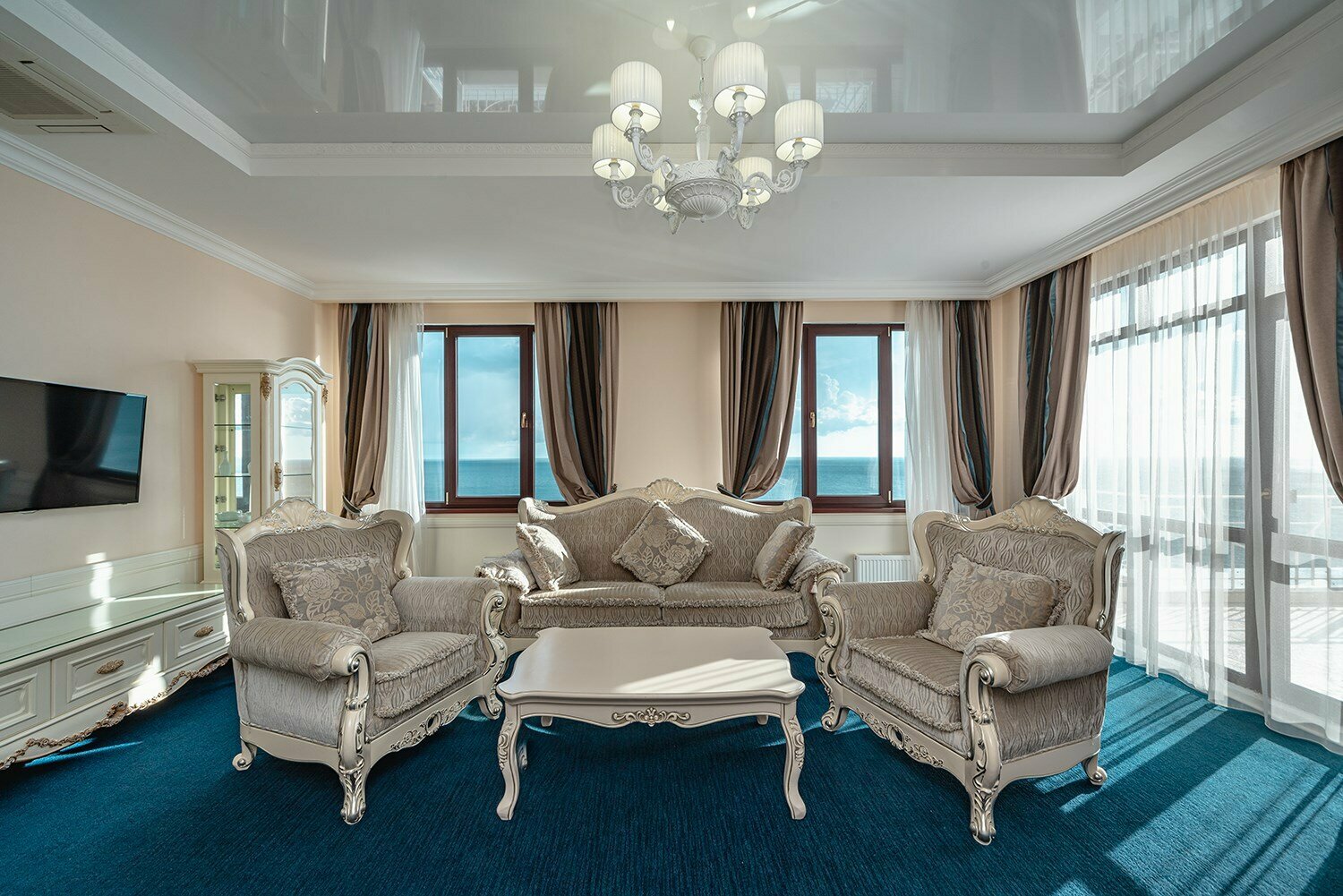 Сеньор сюьт Senior Suite