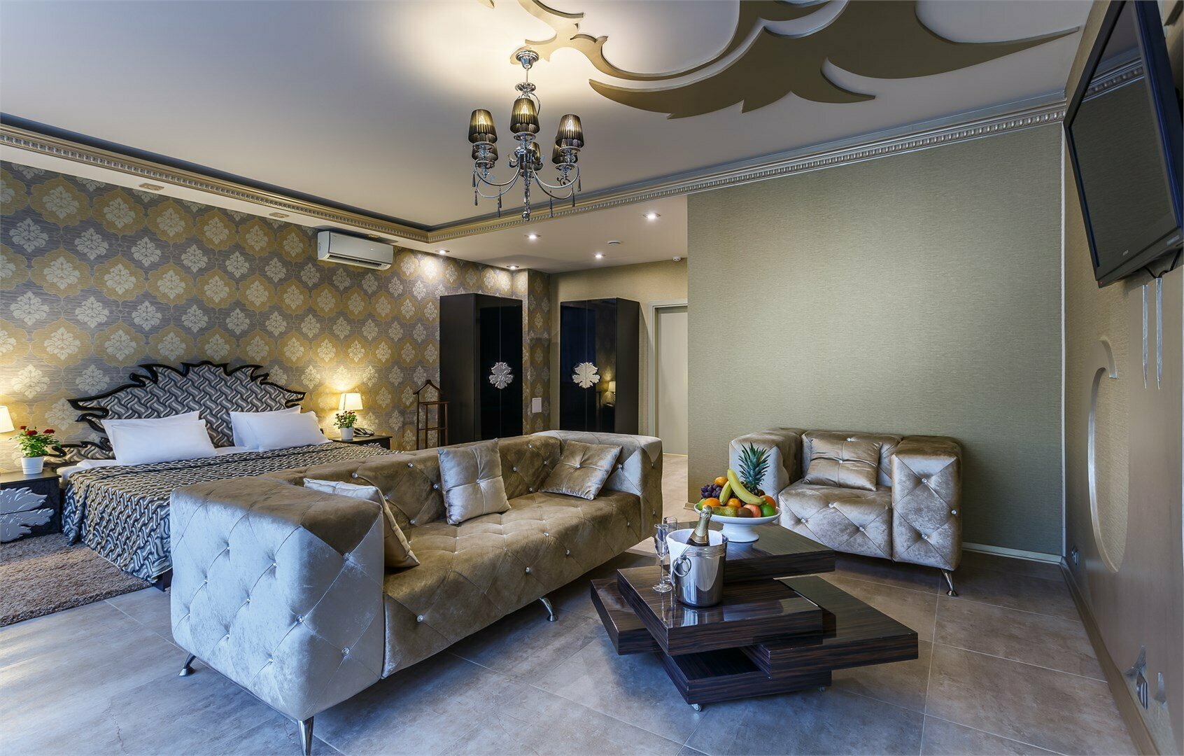 Большой люкс