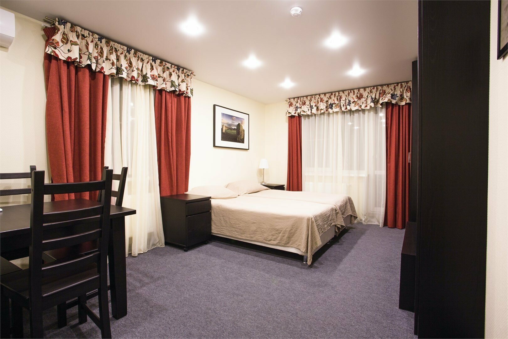 Апартаменты трехкомнатные №6