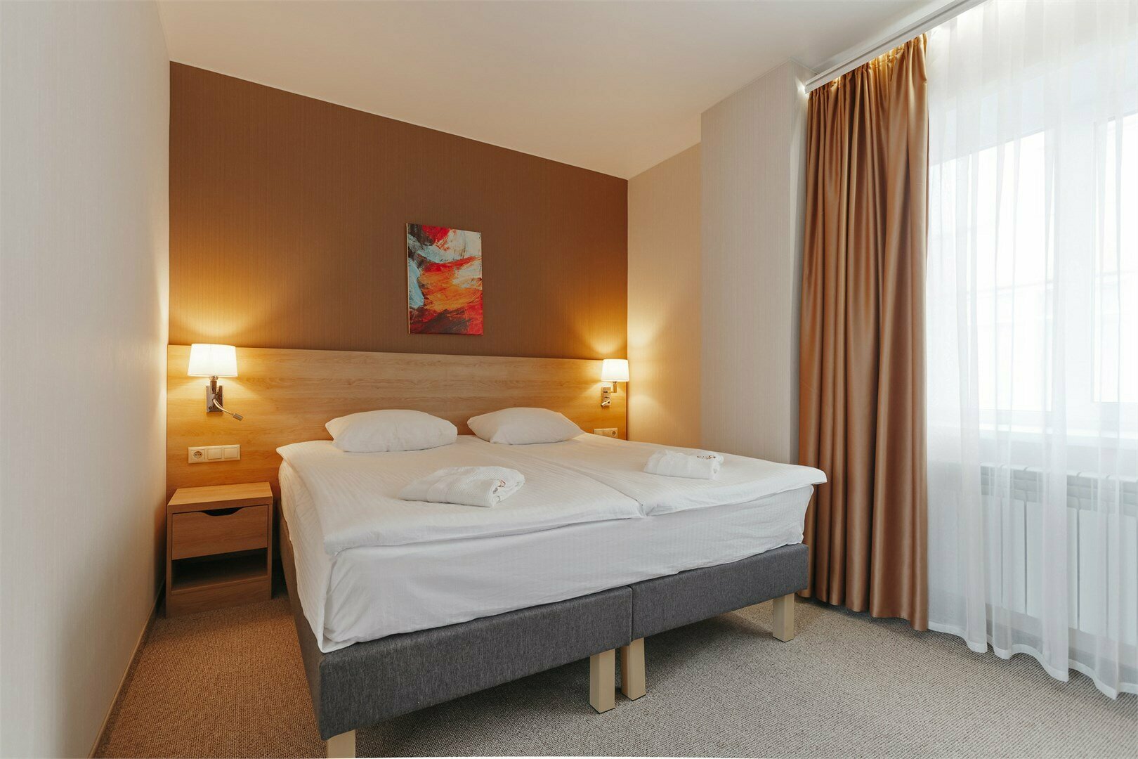 Бизнес АМАКС (одна двуспальная/две раздельные кровати)