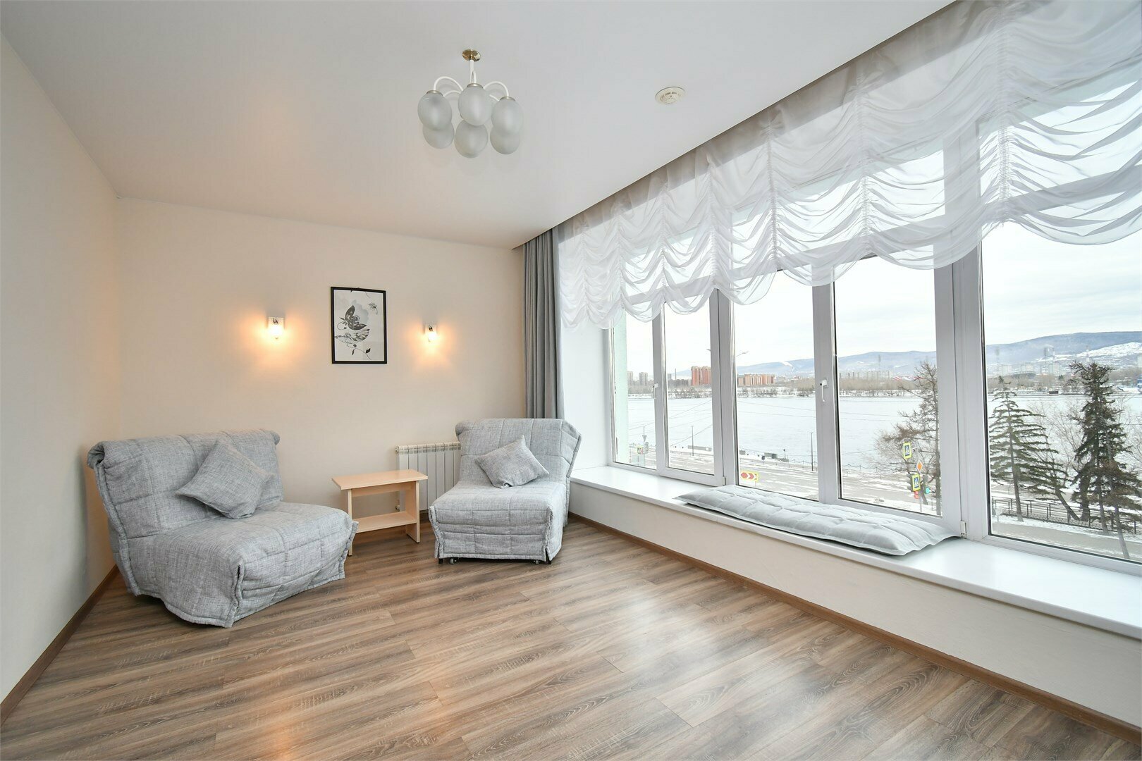 Джуниор Сюит "Панорамный"