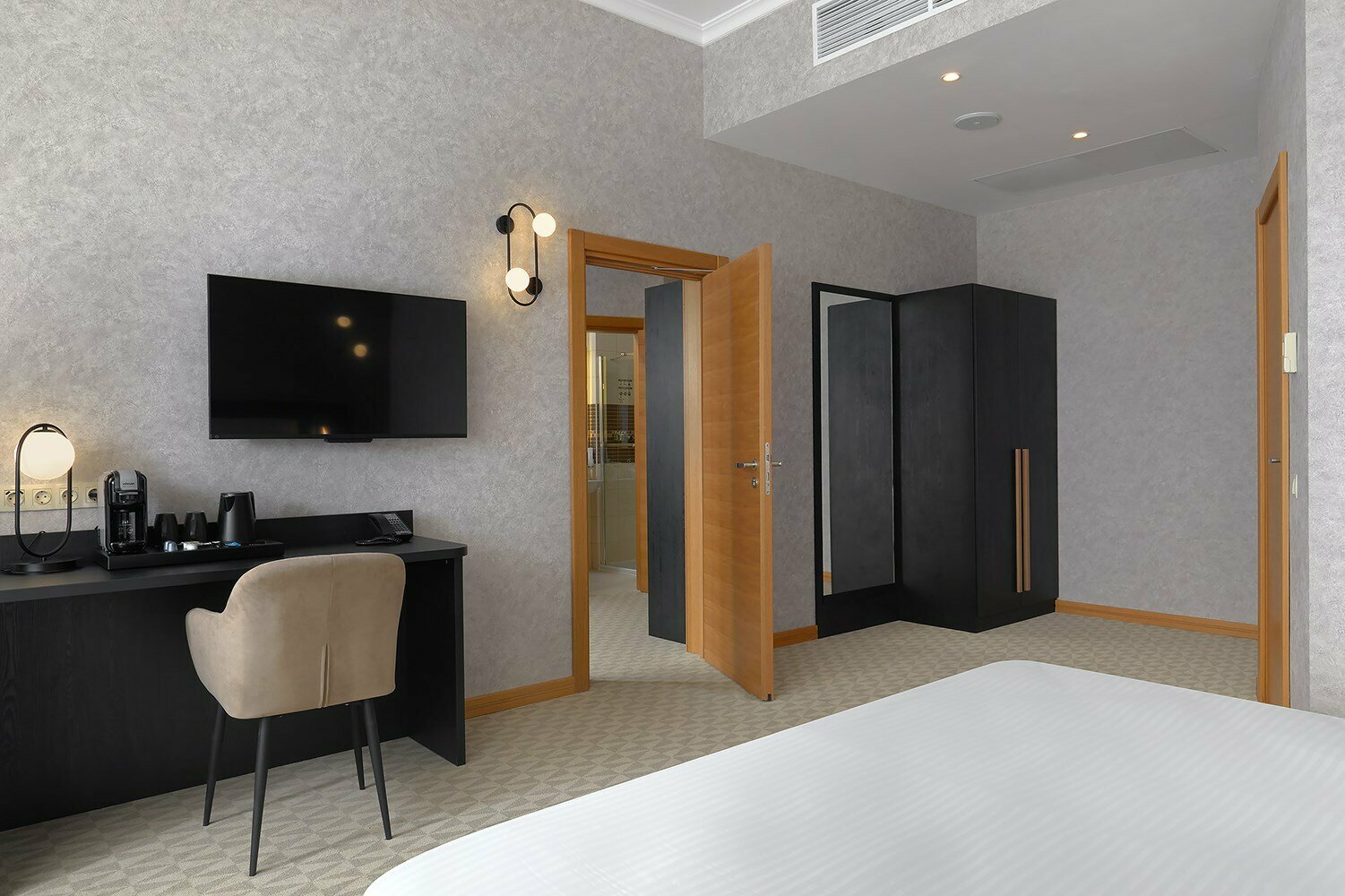 Двухкомнатный семейный номер