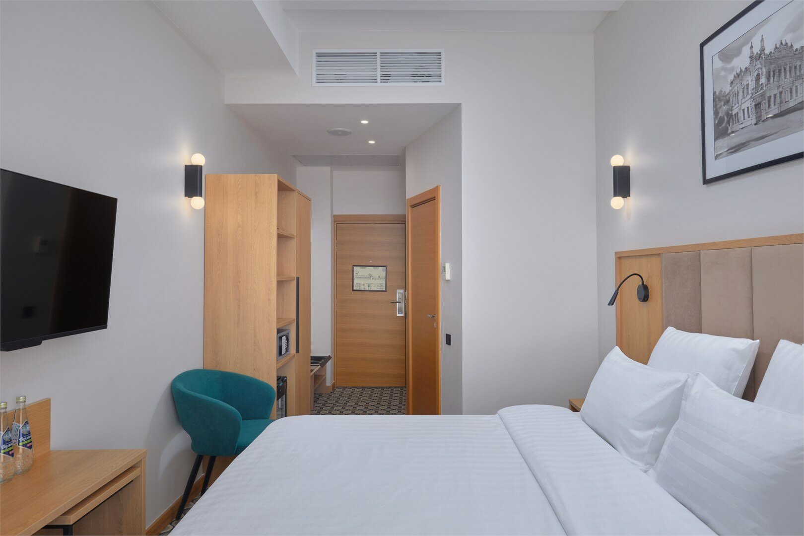 Стандарт с большой кроватью