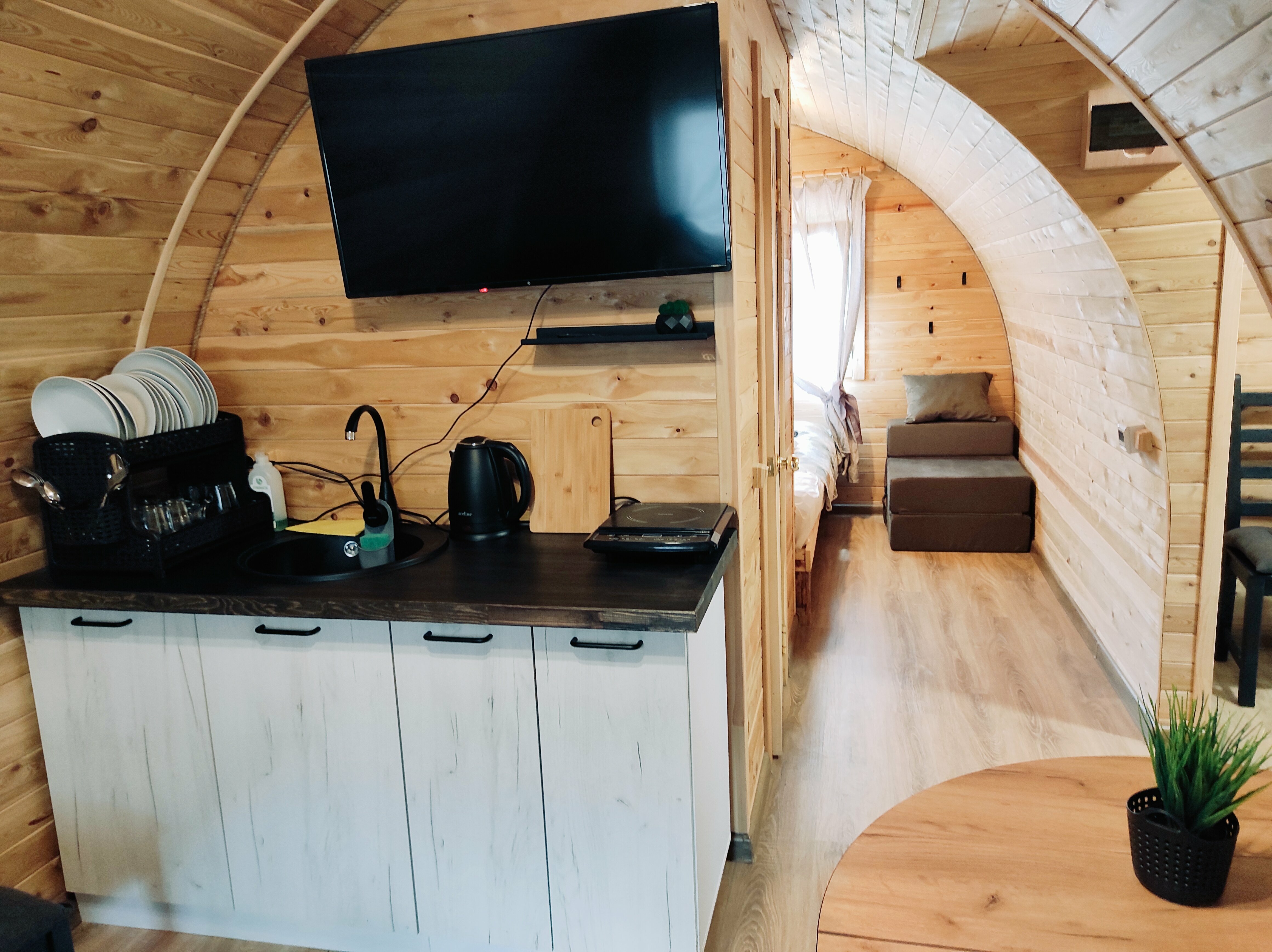 Семейный номер с видом на горы