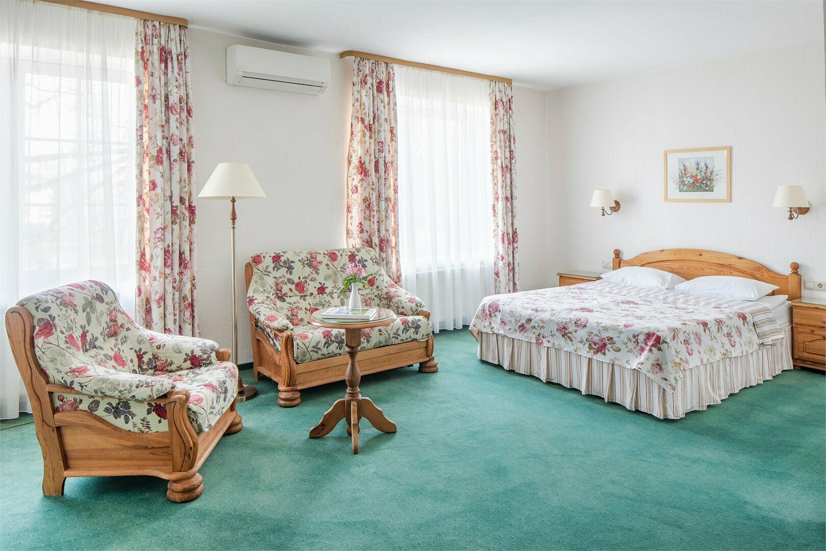 Номер Privilege Village с двуспальной кроватью