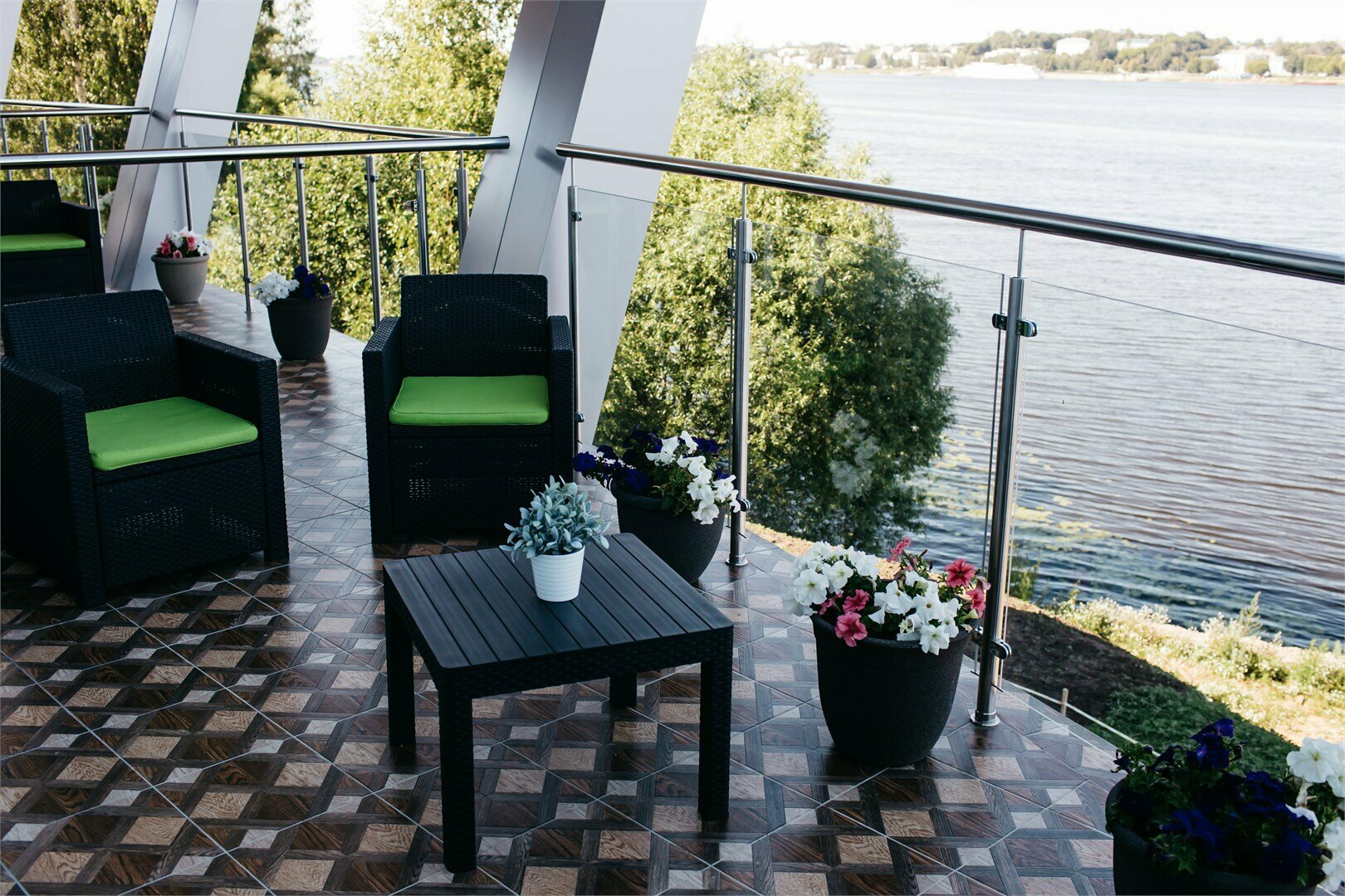 Стандарт с видом на Волгу, 2 этаж