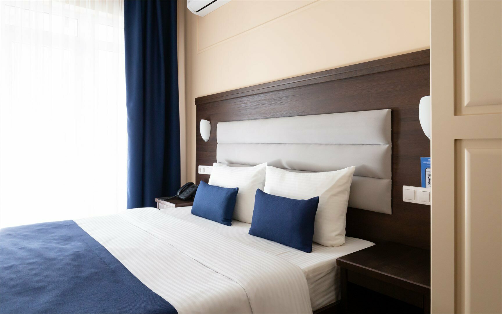 Superior with balcony