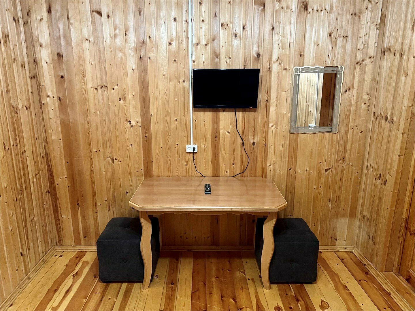 Двухместный номер с общей ванной комнатой