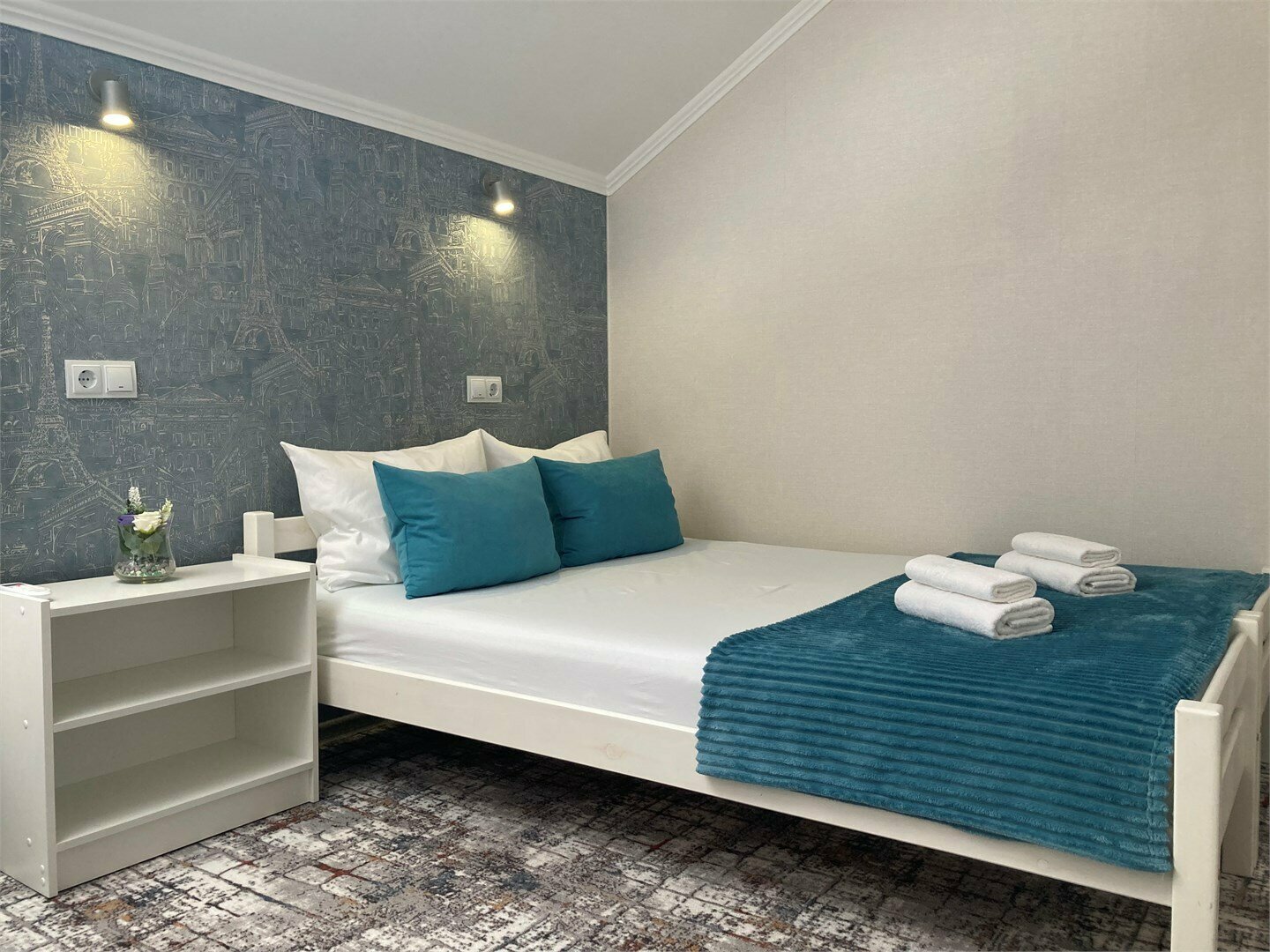 Двухместная Комната Комфорт в Блоке с Удобствами на две комнаты