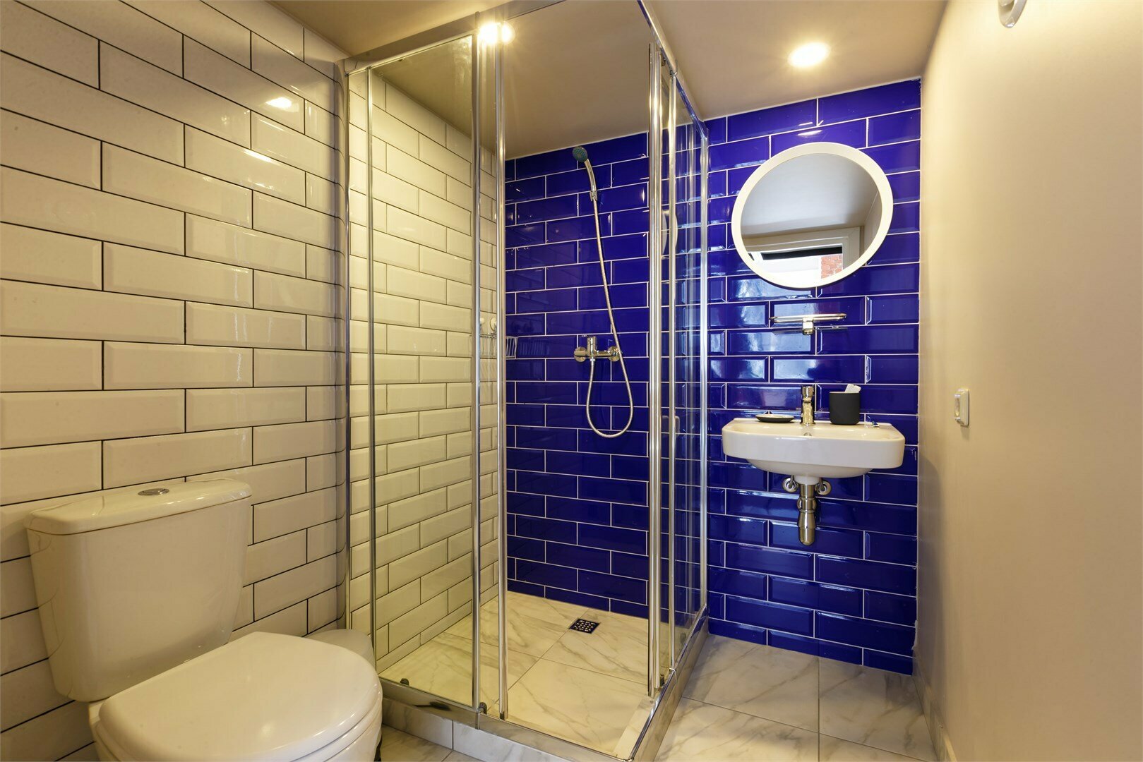 Стандартный номер с двумя односпальными кроватями.