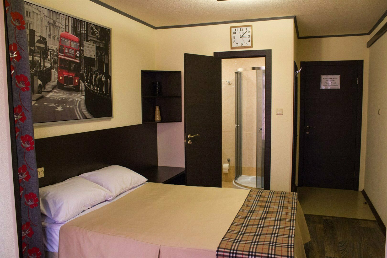 Стандартный номер с кроватью размера «king-size»