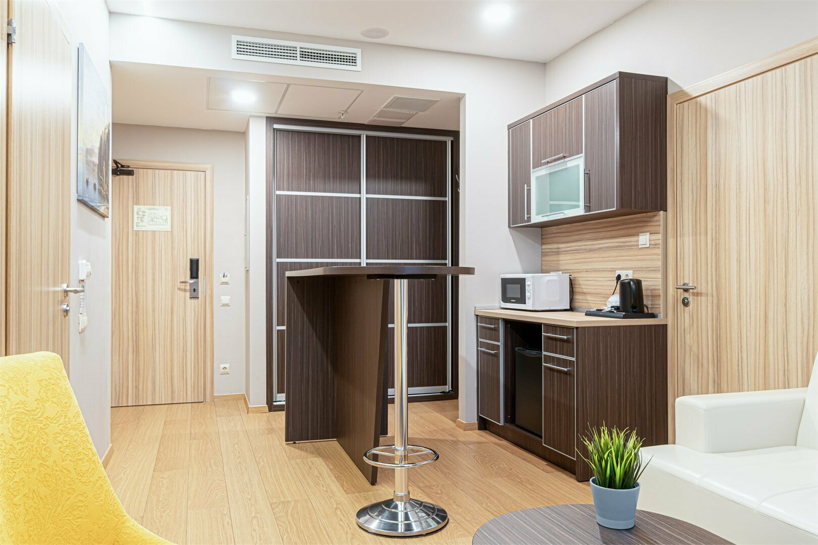 Апартамент