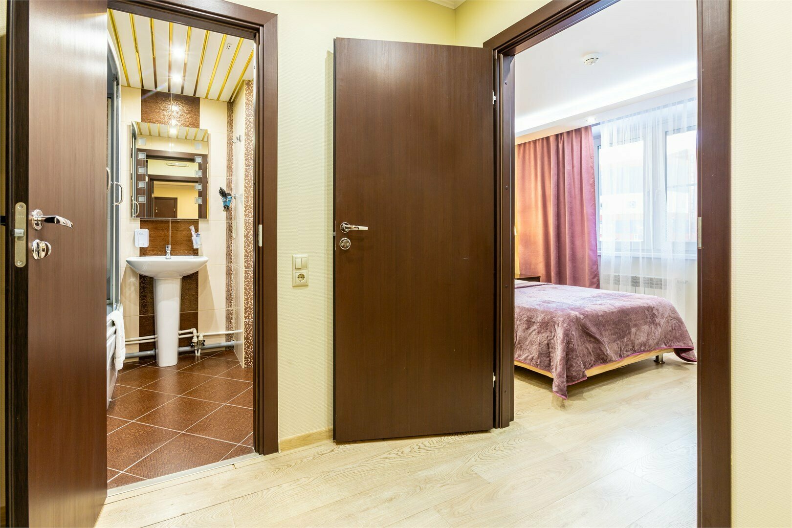 Двухместный номер с 1 кроватью и собственной ванной комнатой