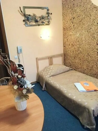 Бюджетная  одноместная    комната    №4   с общим санузлом на этаже. в На Ильинке