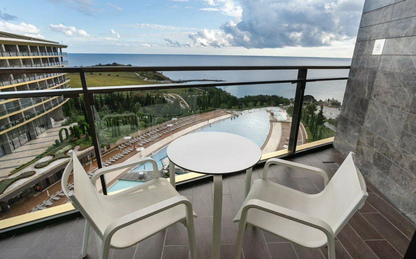 Делюкс с видом на море (одна кровать)