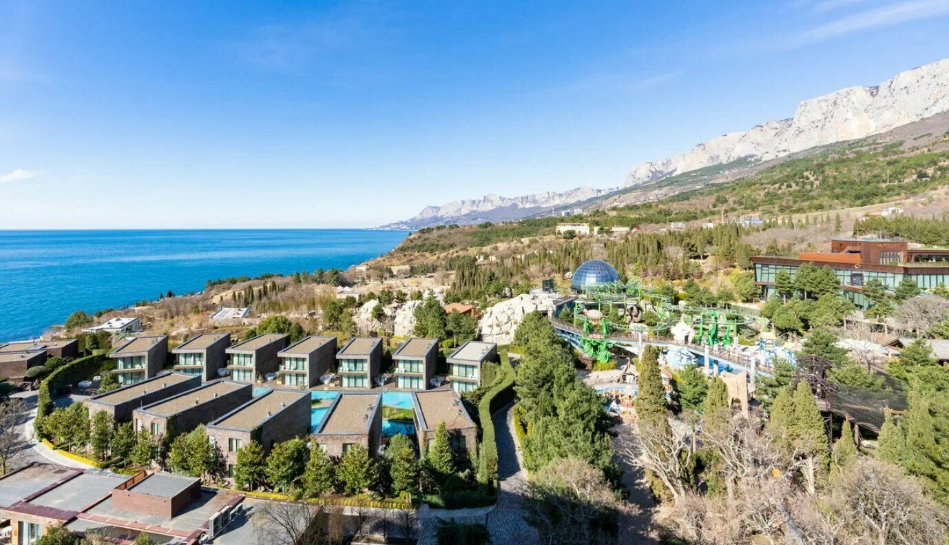 Коннект Делюкс с видом на горы/сад (два смежных номера)