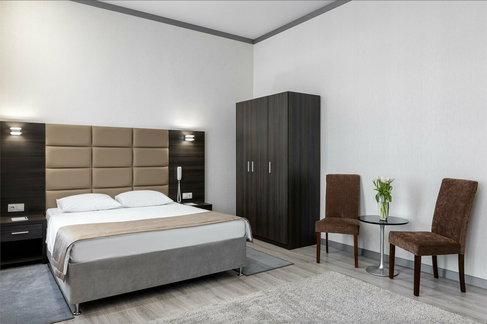 Улучшенный номер с кроватью «Queen-size»