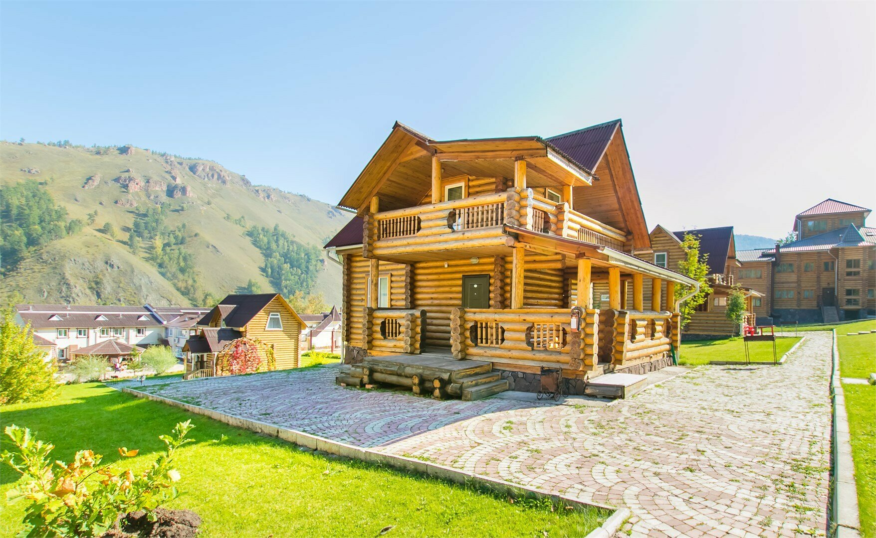 Коттедж №6-7 «Семейный Weekend»