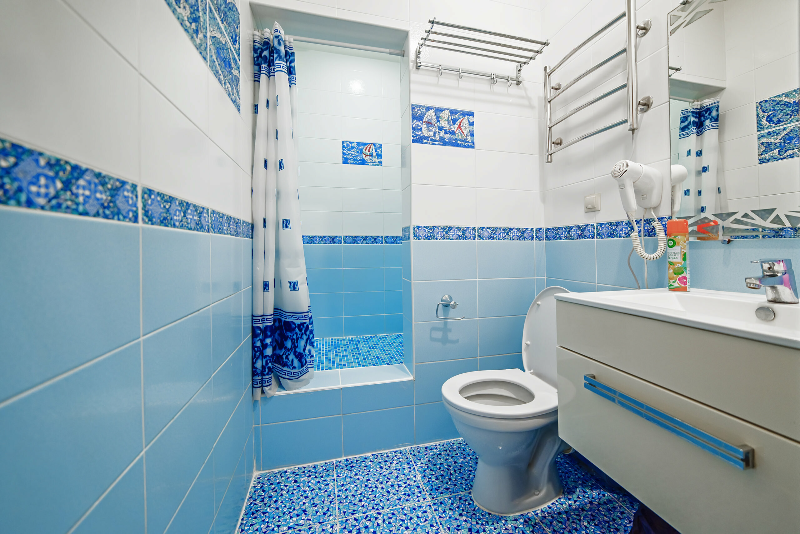 Двухместный номер с 1 кроватью и общей ванной комнатой