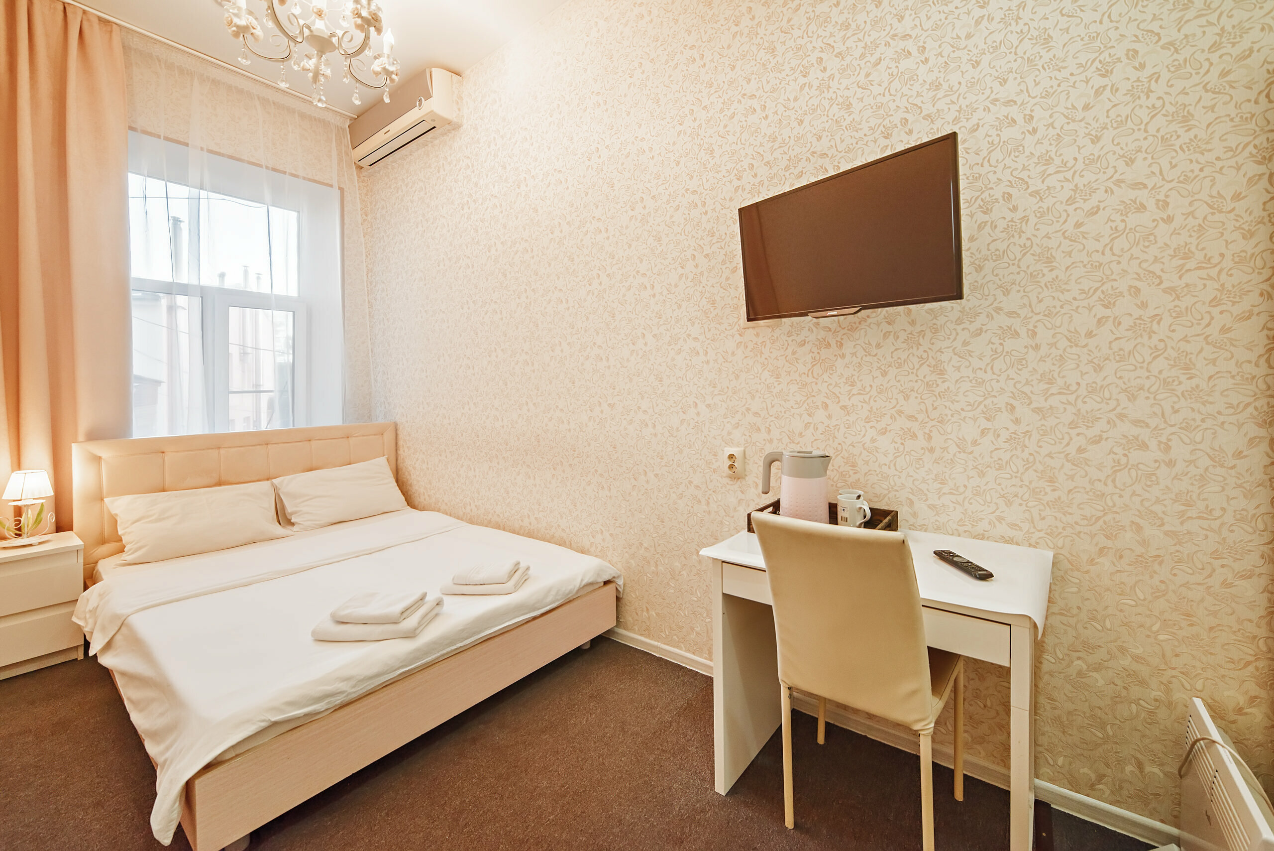 Двухместный номер с 1 кроватью и общей ванной комнатой