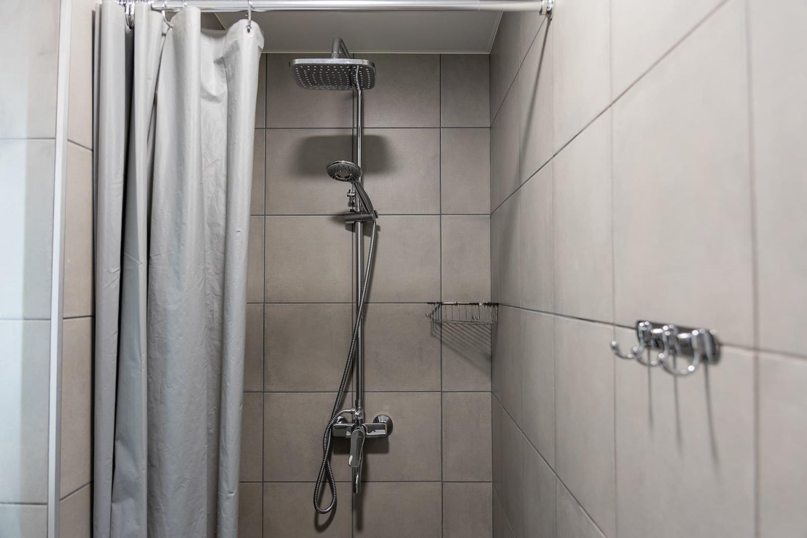 Двухместный номер с 1 кроватью и собственной ванной комнатой