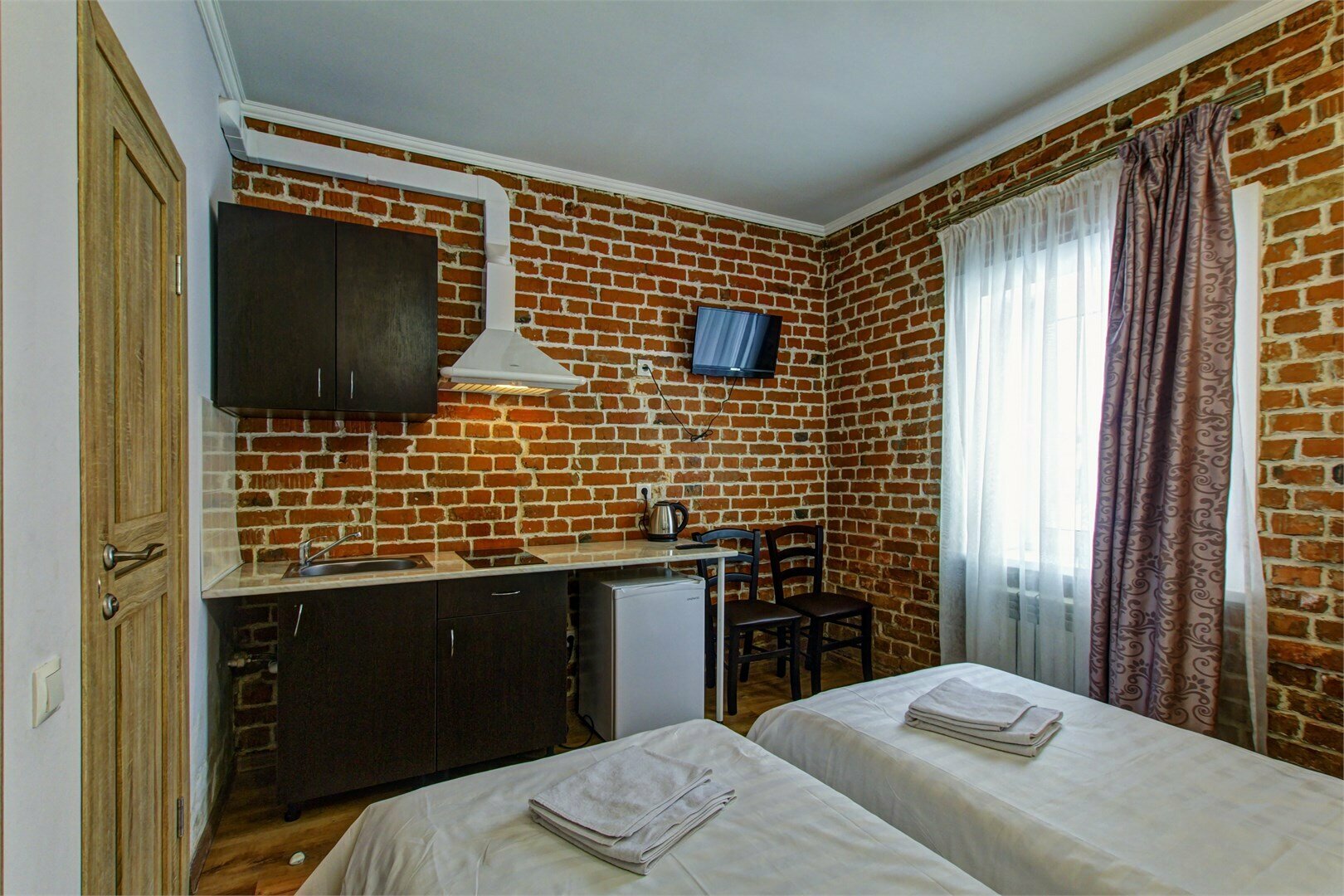 Двухместный номер с 2 отдельными кроватями и ванной